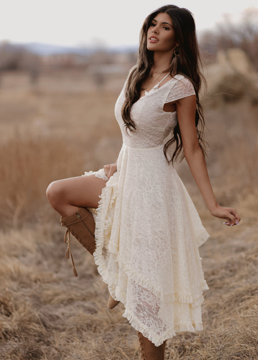 Fernilia Dress in Ecru