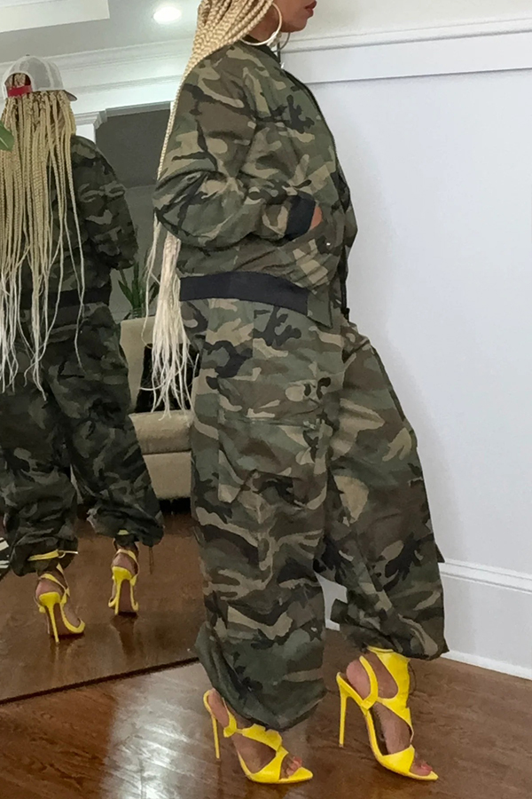 Stylish Camouflage Bomber Jacket & Cargo Pants Set