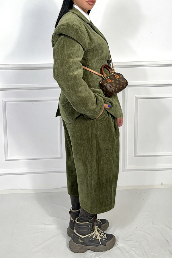 Stylish Drop Shoulder Blazer & Bermuda Shorts Set