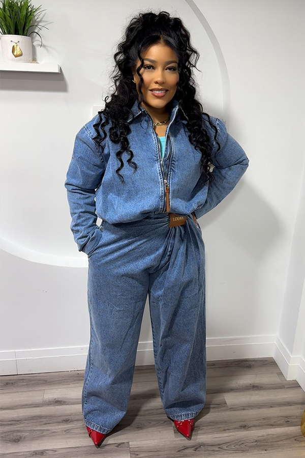 Stylish Denim Zip Up Jacket & Pleated Jeans Set