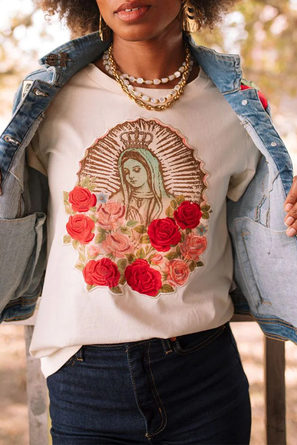 Stylish Figure Graphic Rose Print T-shirt