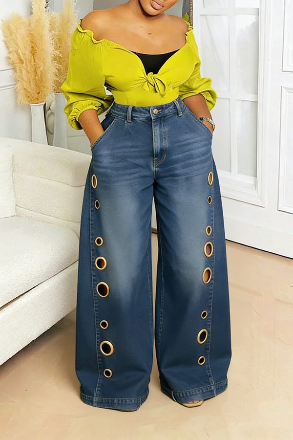 Stylish Hollow Out Metal Eyelet Pocket Wide Leg Jeans
