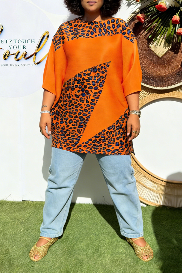 Stylish Contrast Leopard Print Batwing Sleeve Top