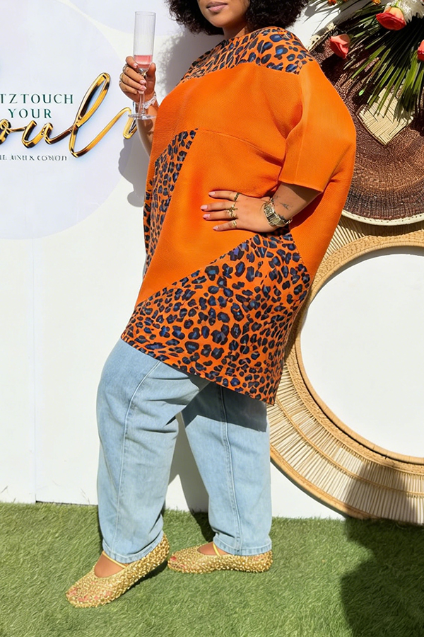 Stylish Contrast Leopard Print Batwing Sleeve Top