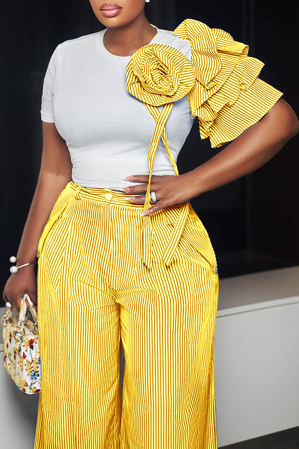 One Layered Ruffle Sleeve T-shirt & Striped Pants Set