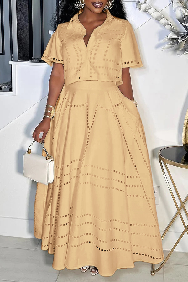 Stylish Burning Flower Craft Short Top & Skirt Set