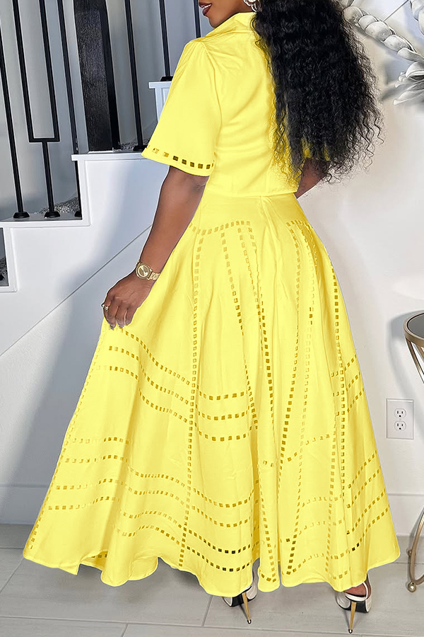 Stylish Burning Flower Craft Short Top & Skirt Set