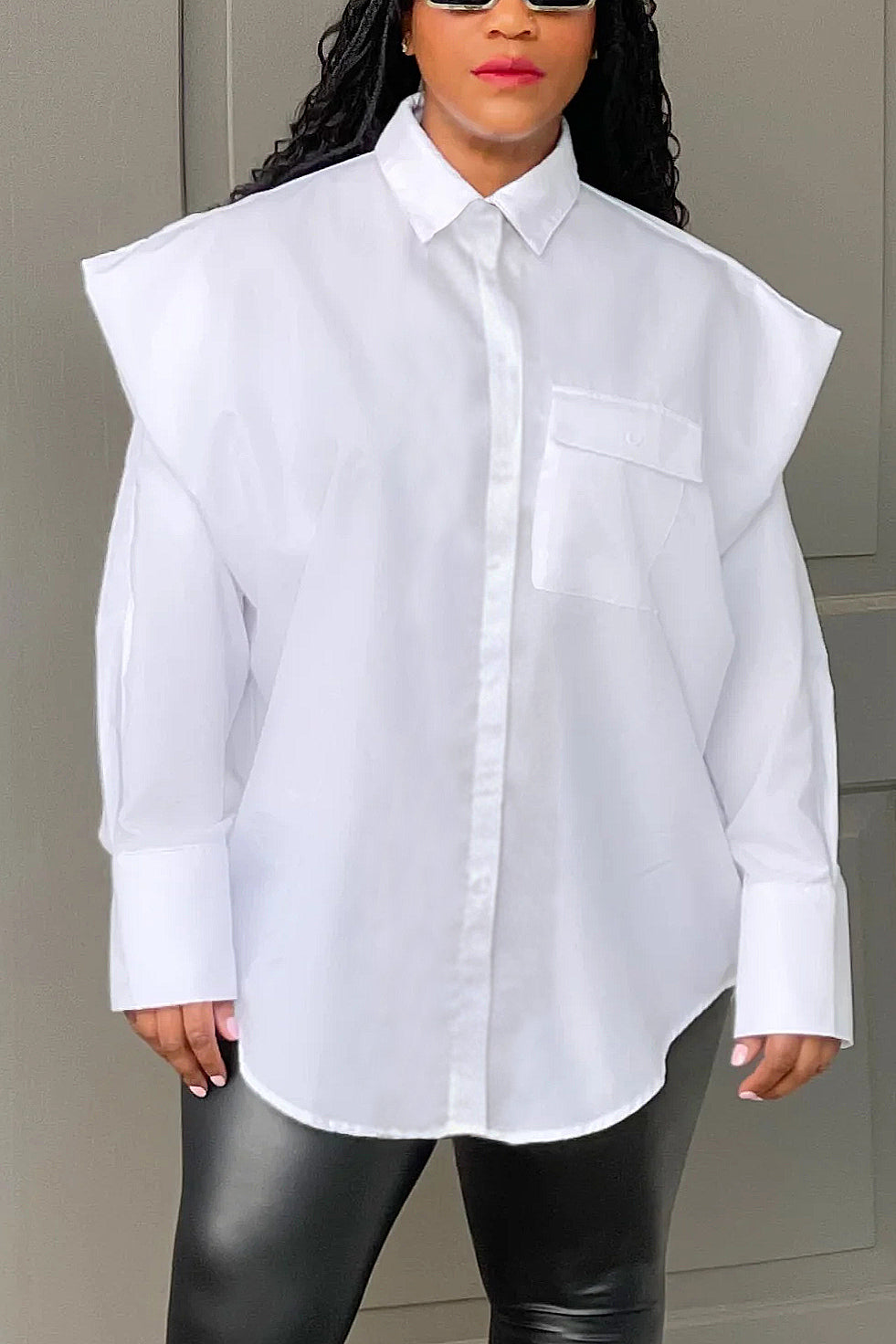 Fashion Exaggerated Shoulder Design Loose Long Sleeved Shirt