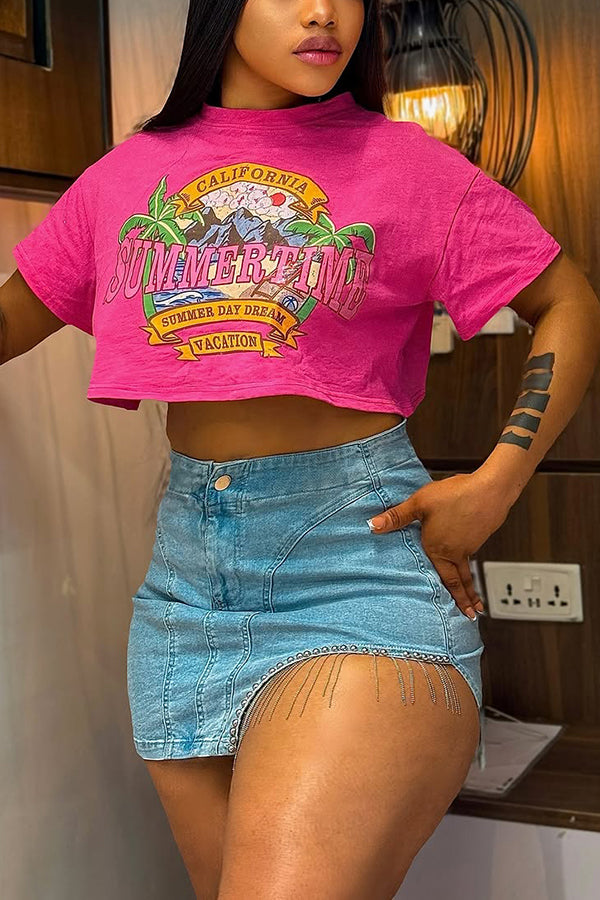 Casual Holiday Print Short T-shirt*