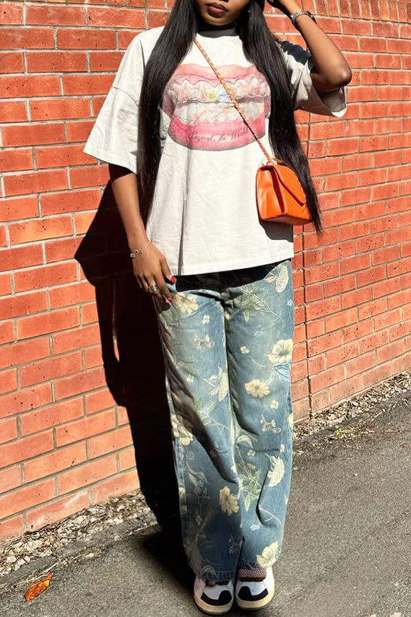 Fashion Loose Abstract Lip Print T-Shirt*