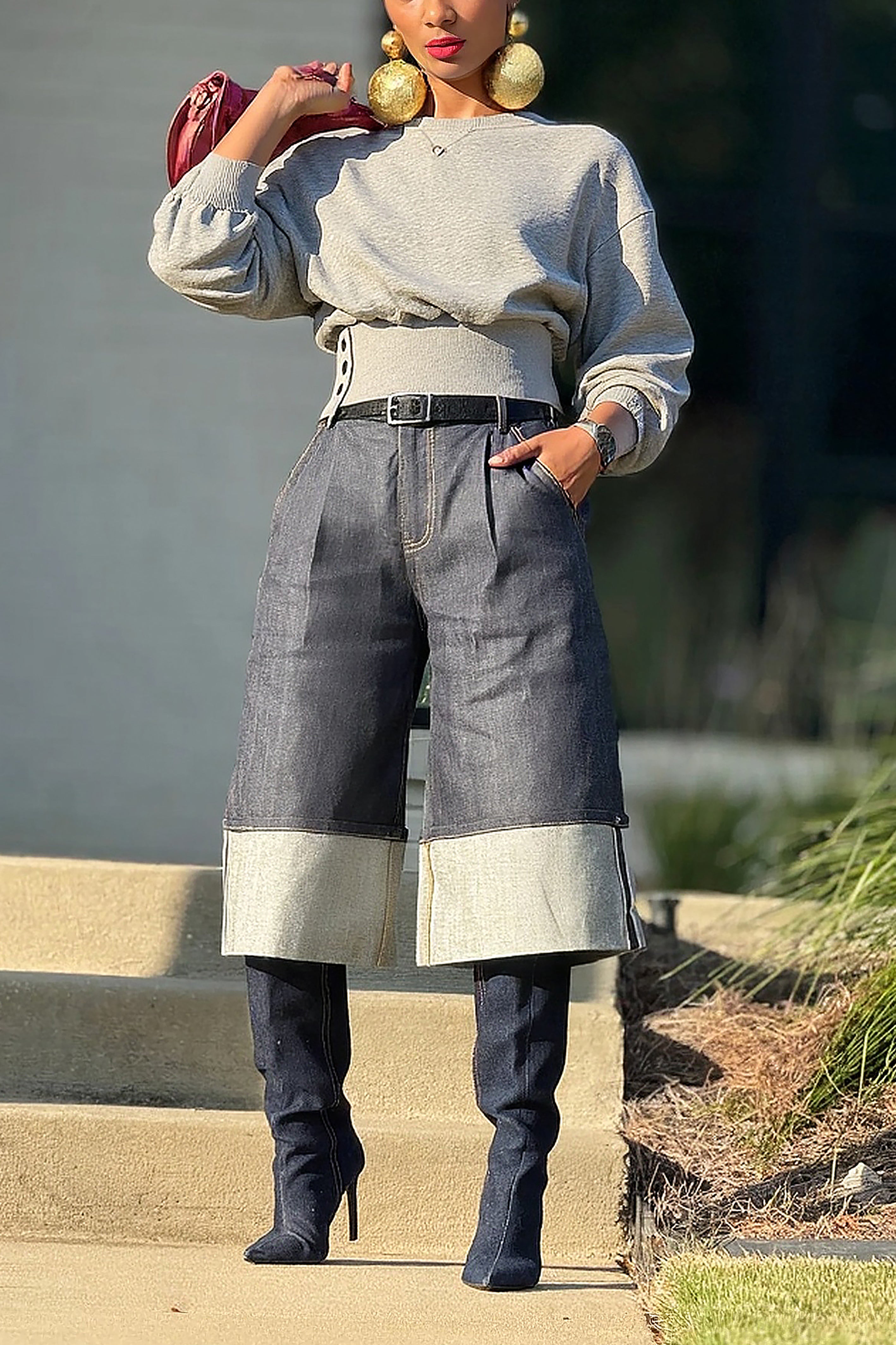 Casual Side Button Waist Cropped Sweatshirt*