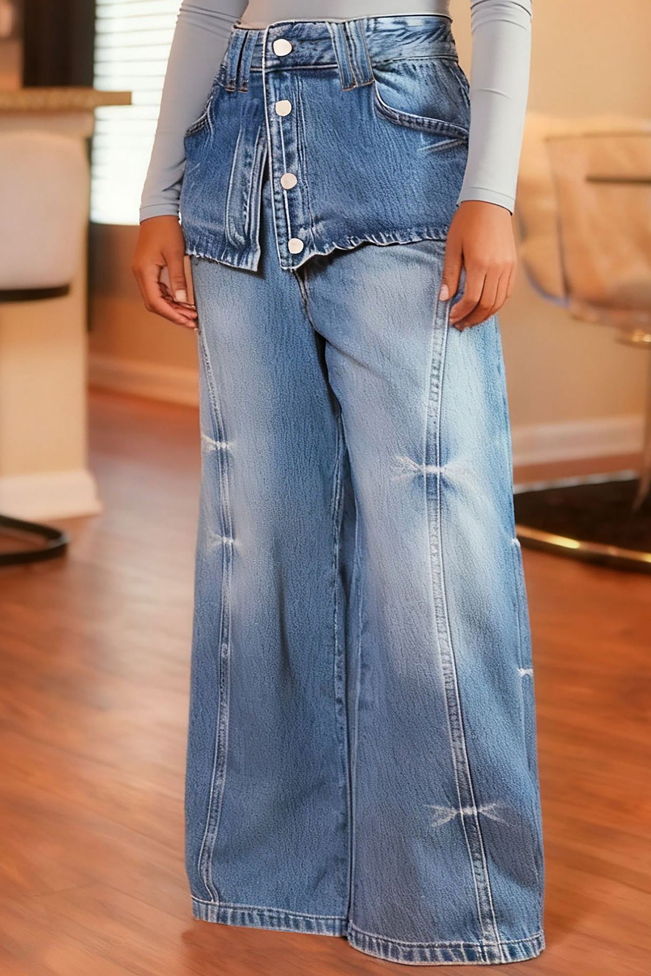 Street Distressed 2 In 1 Design Jeans*