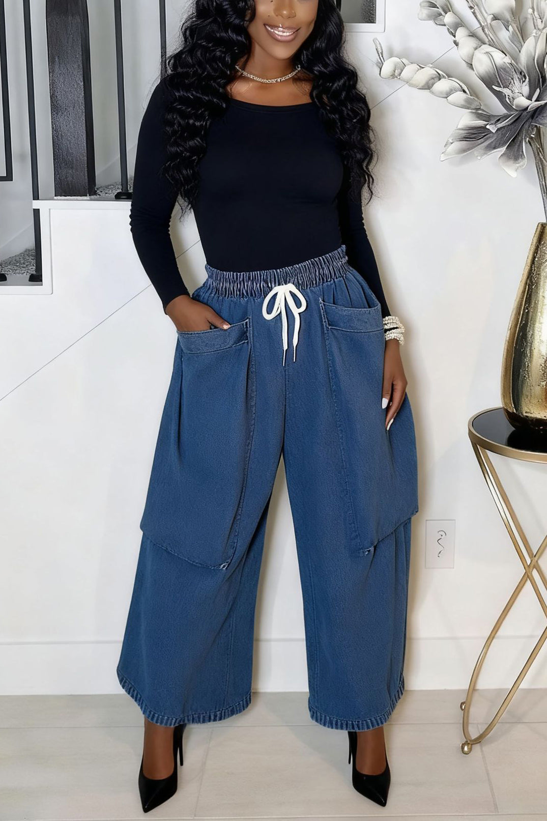 Stylish Wide Pocket Elastic Leg Jeans*