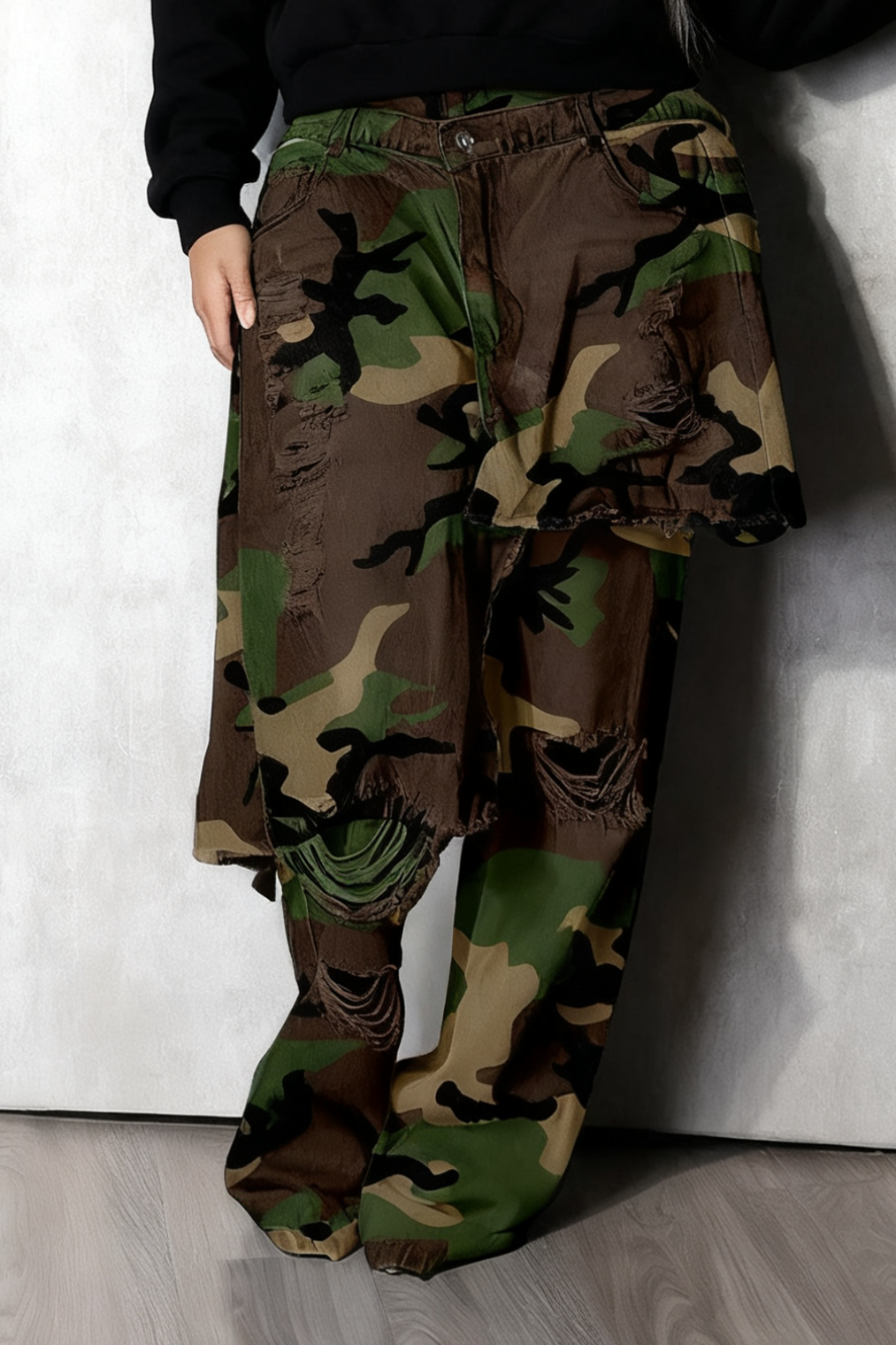 Camouflage Distressed Straight Leg Jeans*