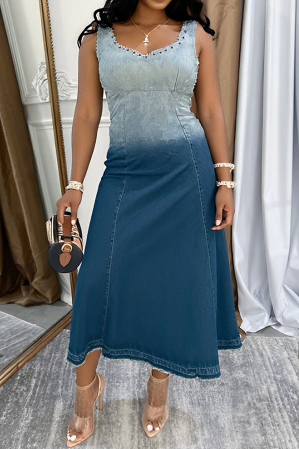 Fashionable Gradient Rivet Denim Dress*