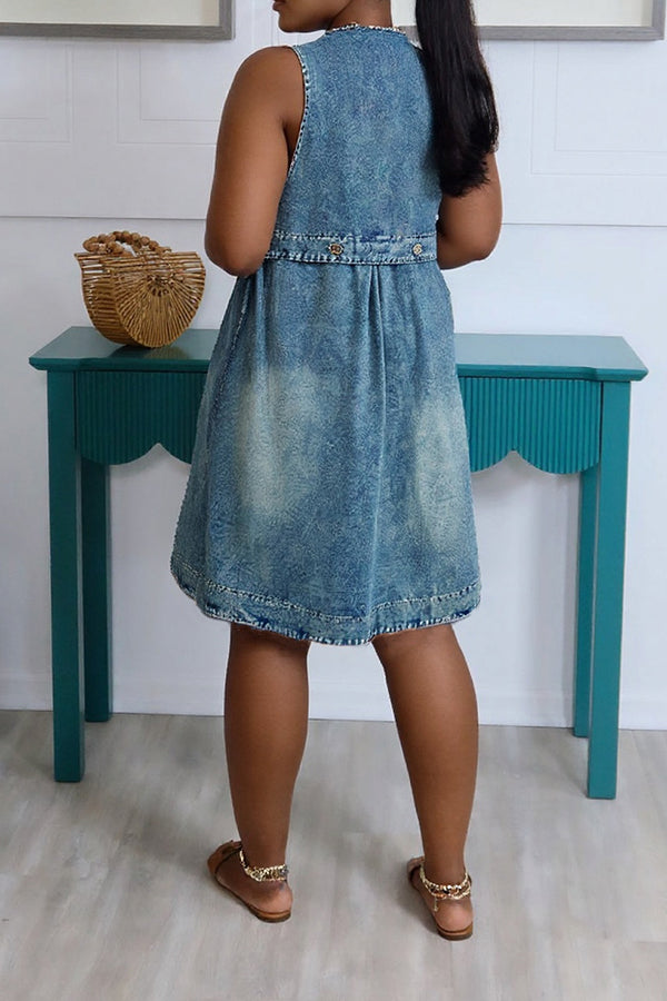 Fashion Sleeveless Double Pocket Washed Denim Dress*