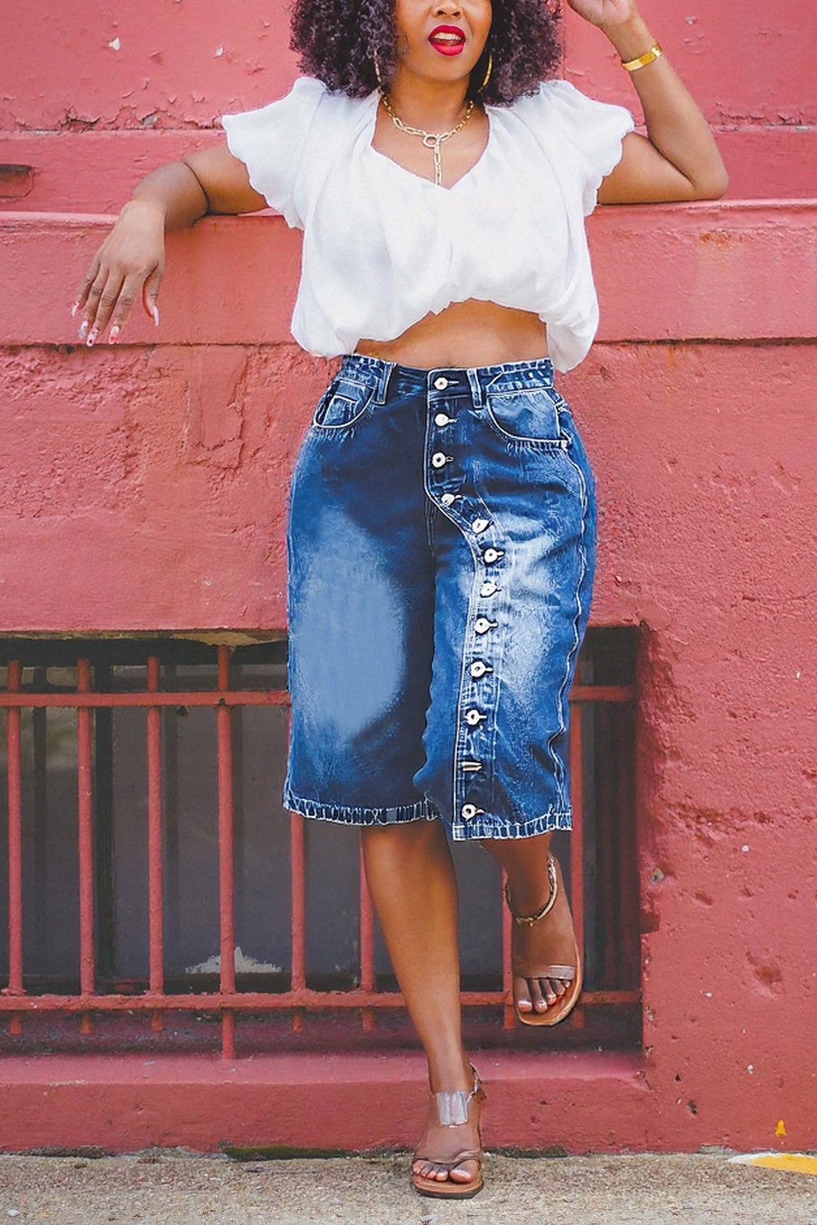 Fashionable Multi Button High Waisted Jeans*