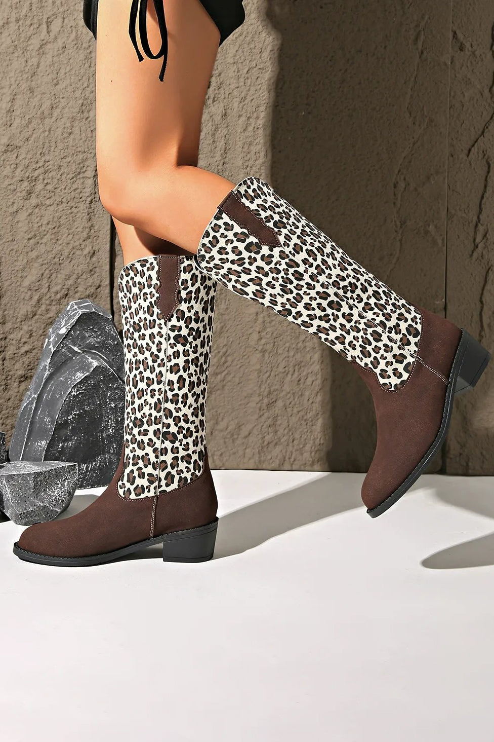 Western Style Leopard Print Suede Pointed Toe Martin Boots*