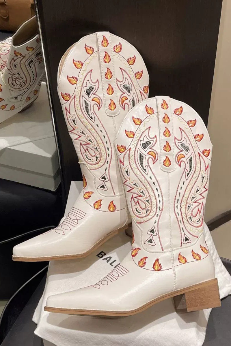 Western Style Flame Cashew Embroidered Martin Boots*