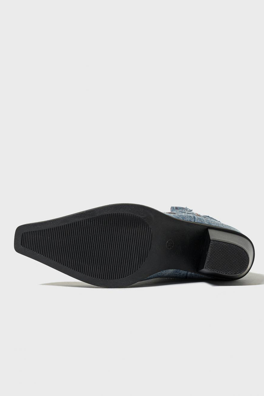 Western Style Contrasting Pointed Toe Cowboy Boots*