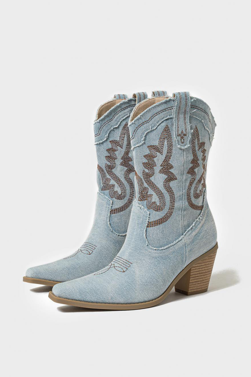 Western Style Contrasting Pointed Toe Cowboy Boots*