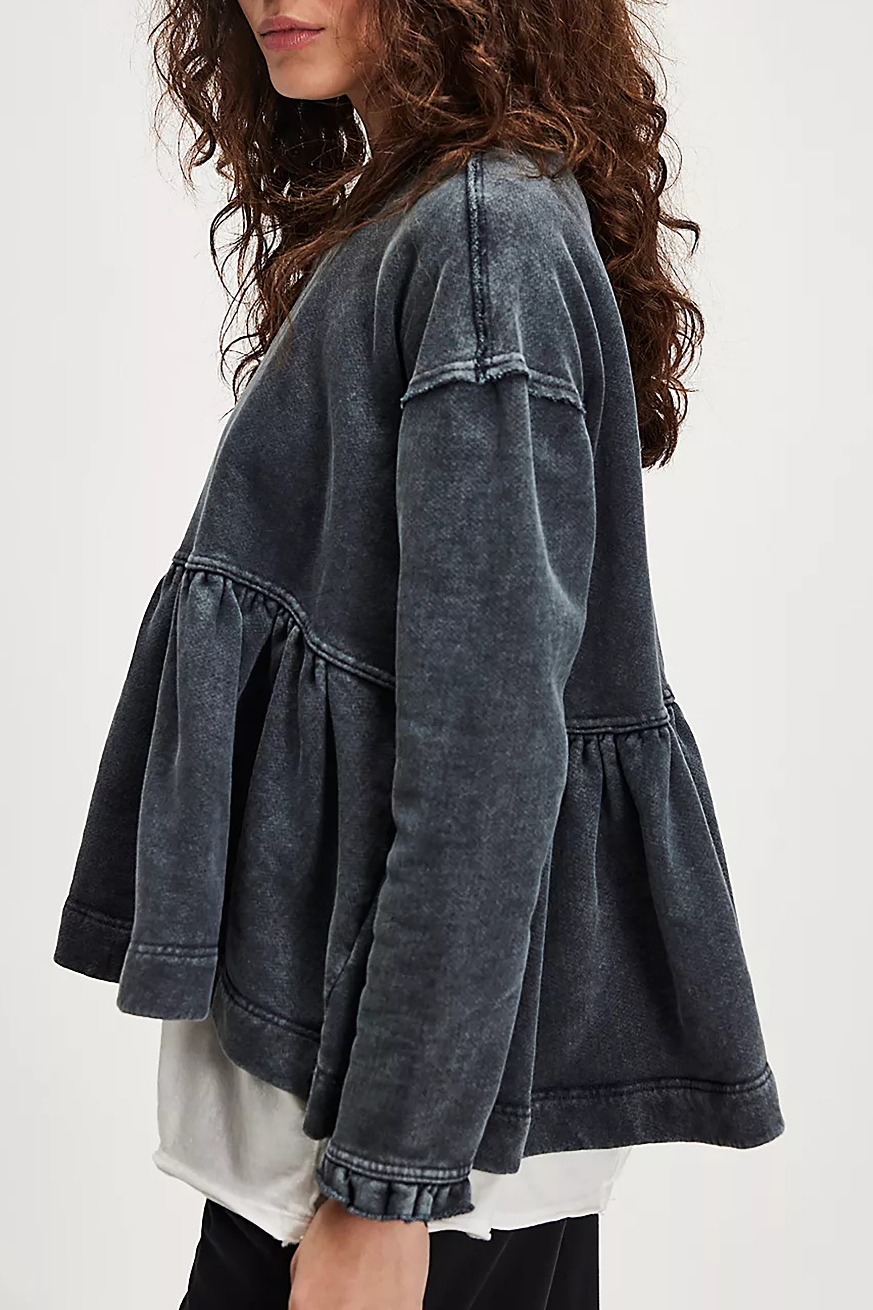 Casual Loose Distressed Ruffled Cuffs Sweatshirt*