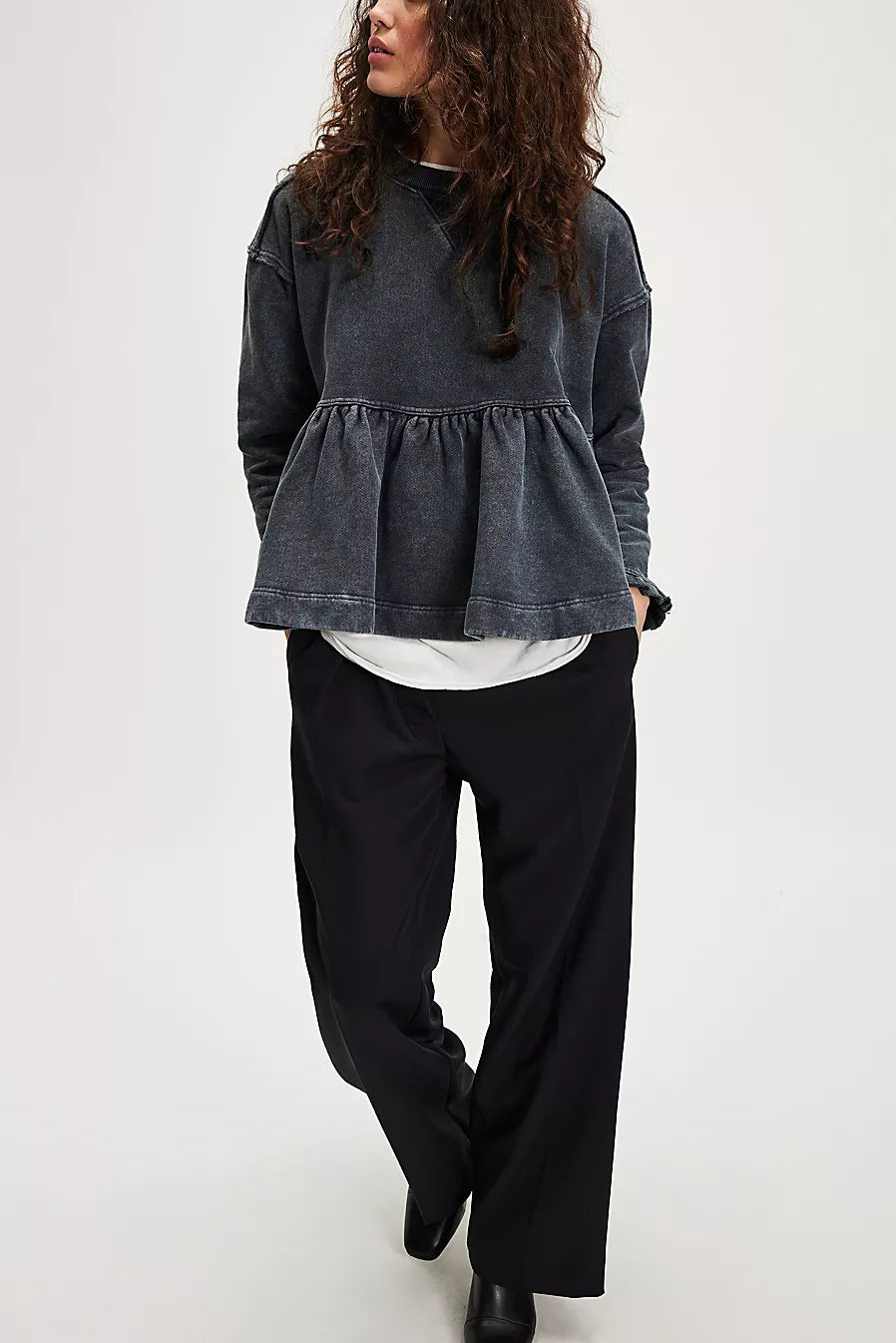 Casual Loose Distressed Ruffled Cuffs Sweatshirt*