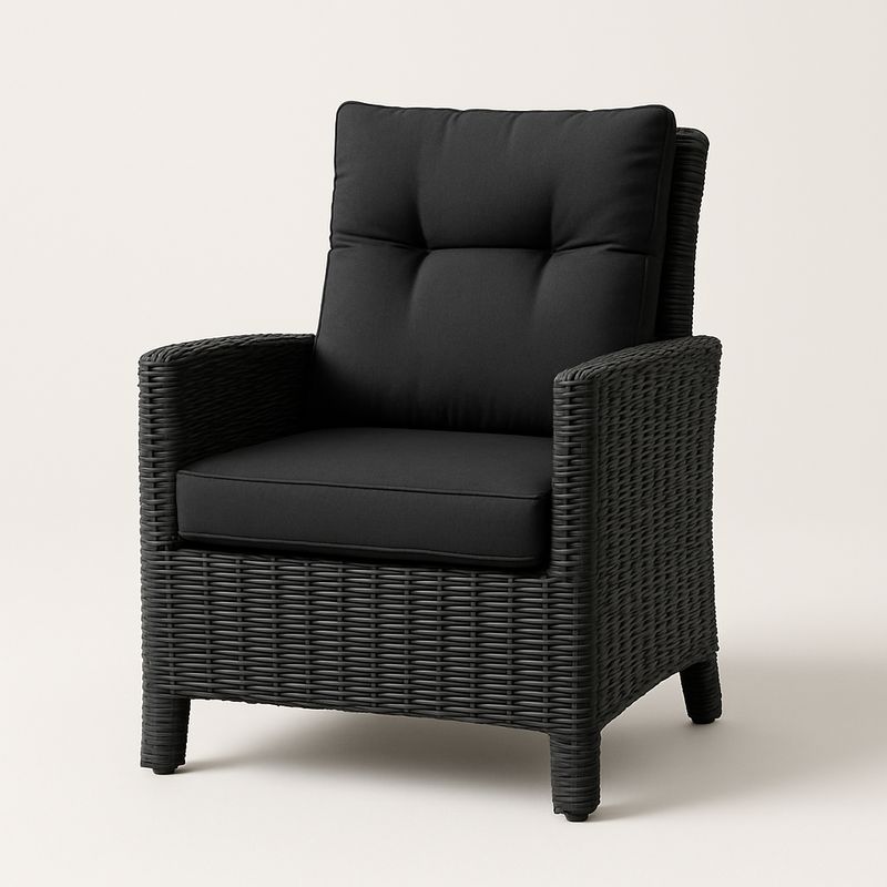 Poltrona in Rattan Sintetico Nero con Cuscini in Poliestere-Nestlivi