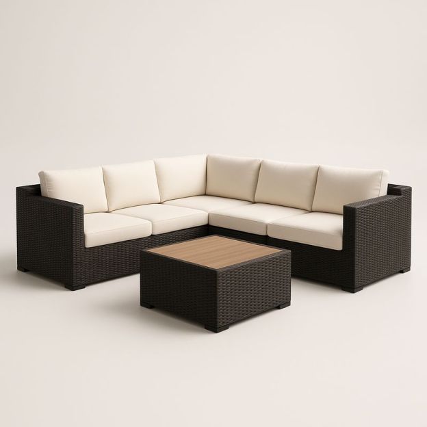 Divano angolare in rattan sintetico marrone con cuscini in poliestere crema e tavolino-Nestlivi