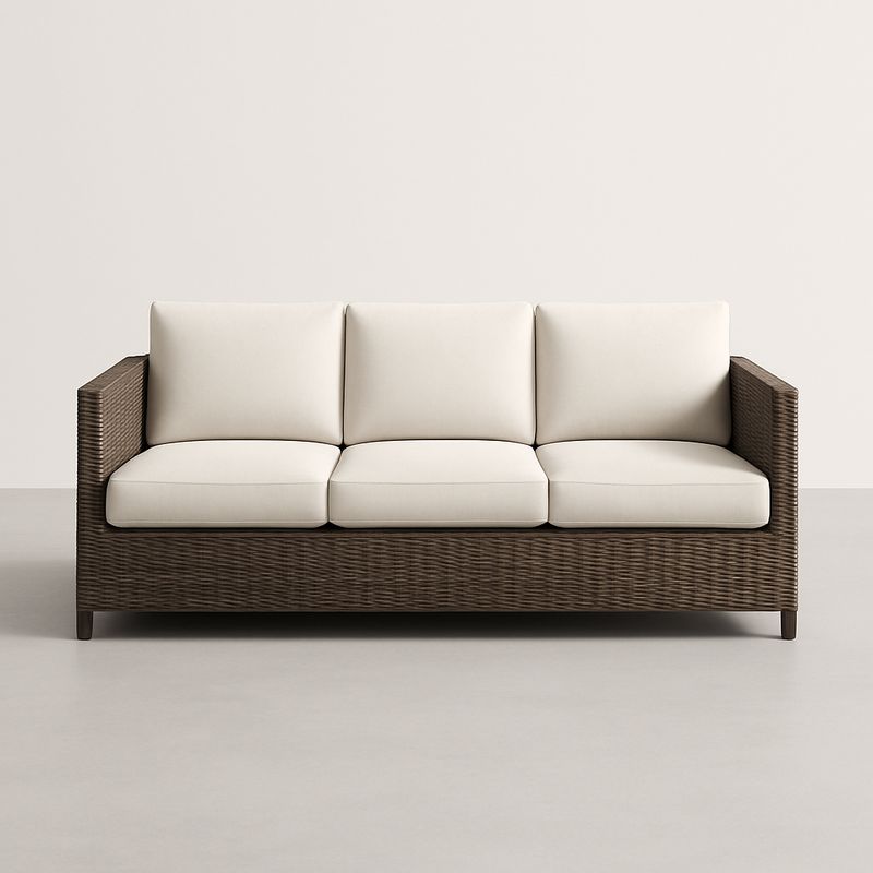 Divano a 3 posti in rattan marrone con cuscini in poliestere bianco-Nestlivi