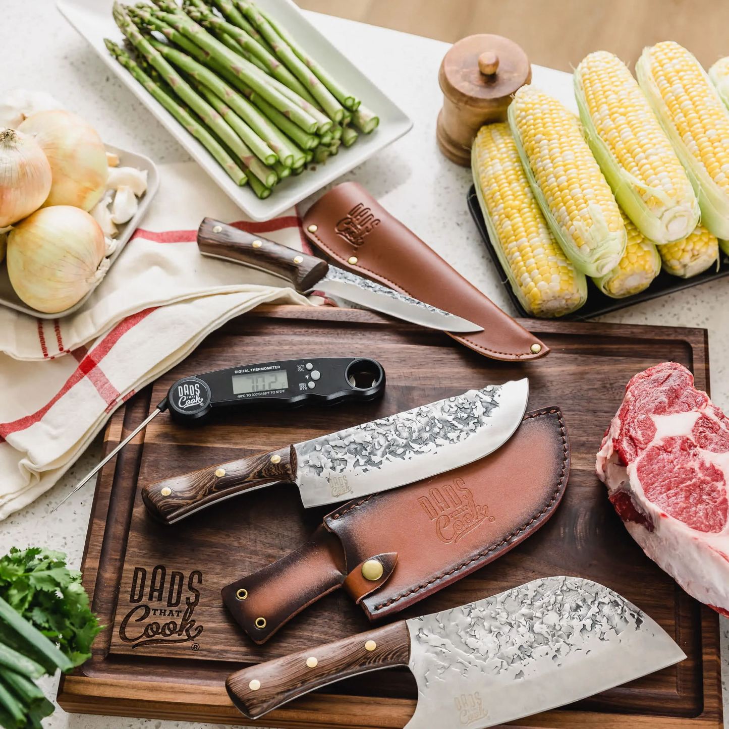 4 части, швейцарски кулинарни инструменти с дамаскски рисунък - подходящи за къмпинг на открито и домашно ползване.