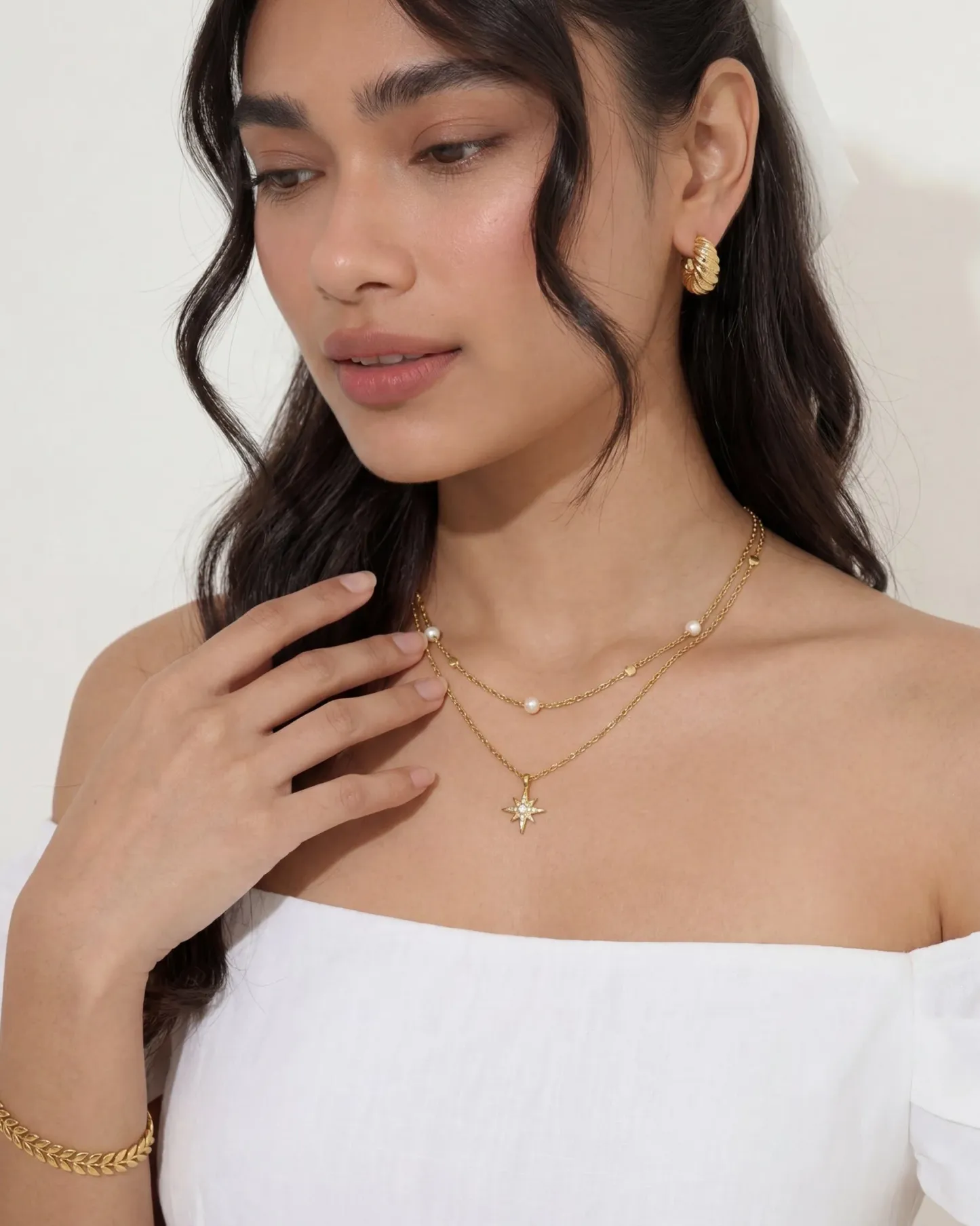 14K Gold Double Star Satellite Pendant Necklace