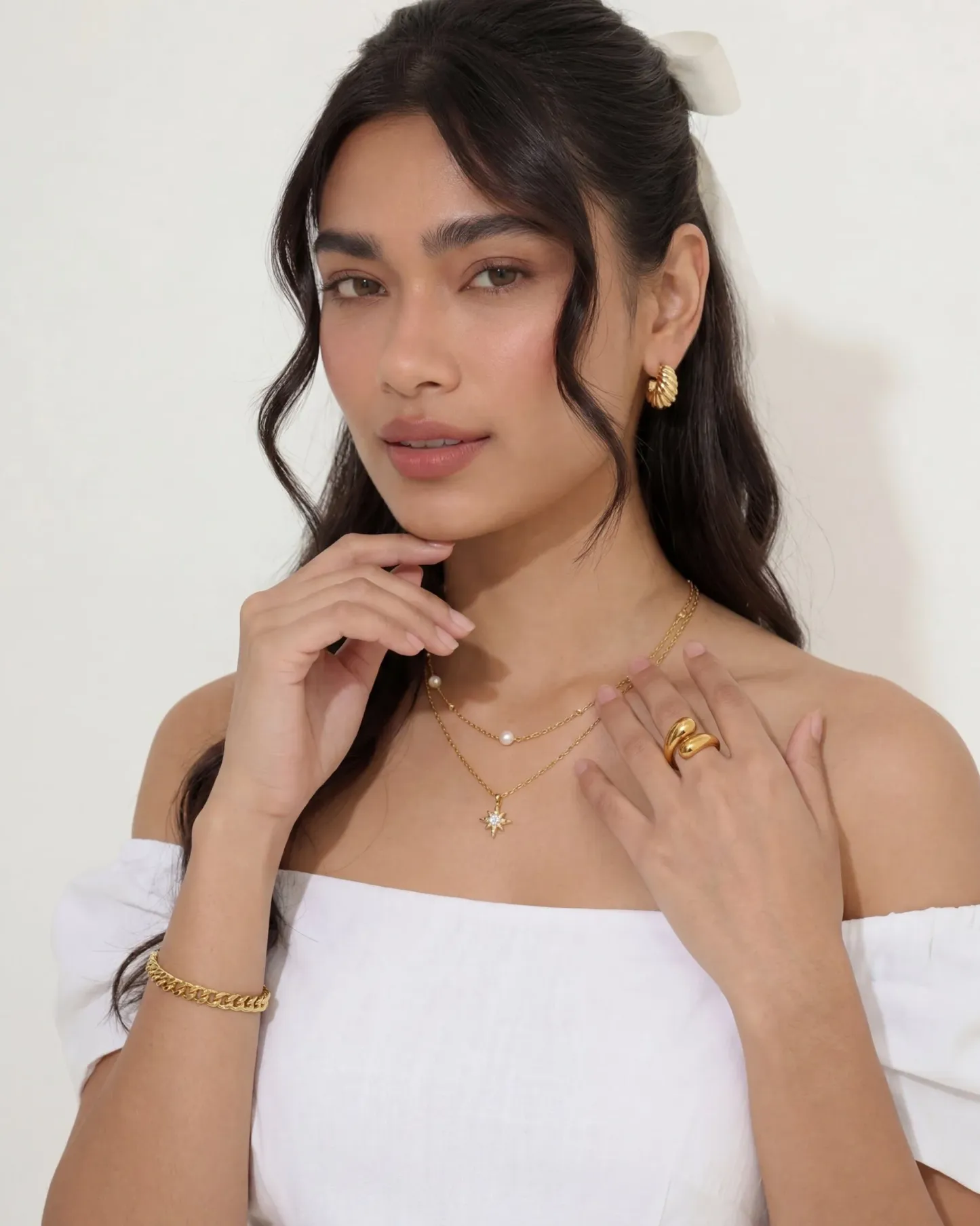 14K Gold Double Star Satellite Pendant Necklace
