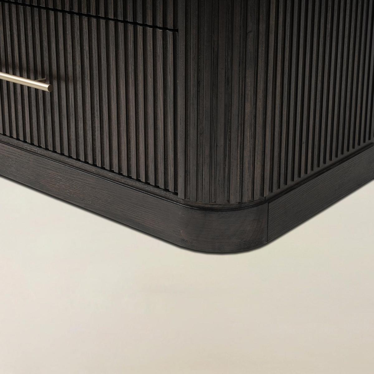 Verral Modern Solid Wood Fluted Chest with 5 Drawers & Oak Texture