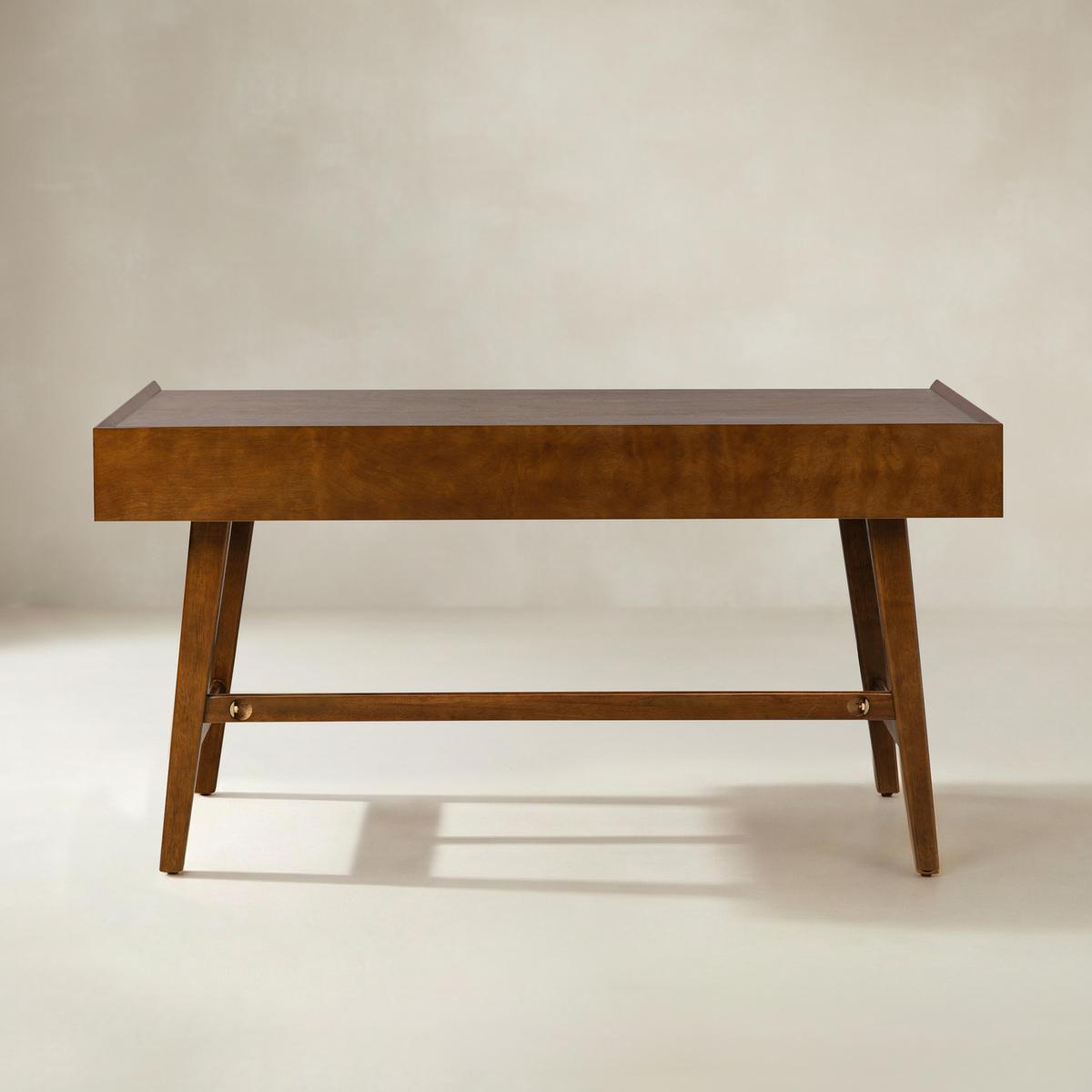 Charlotte Mid-century Modern 60