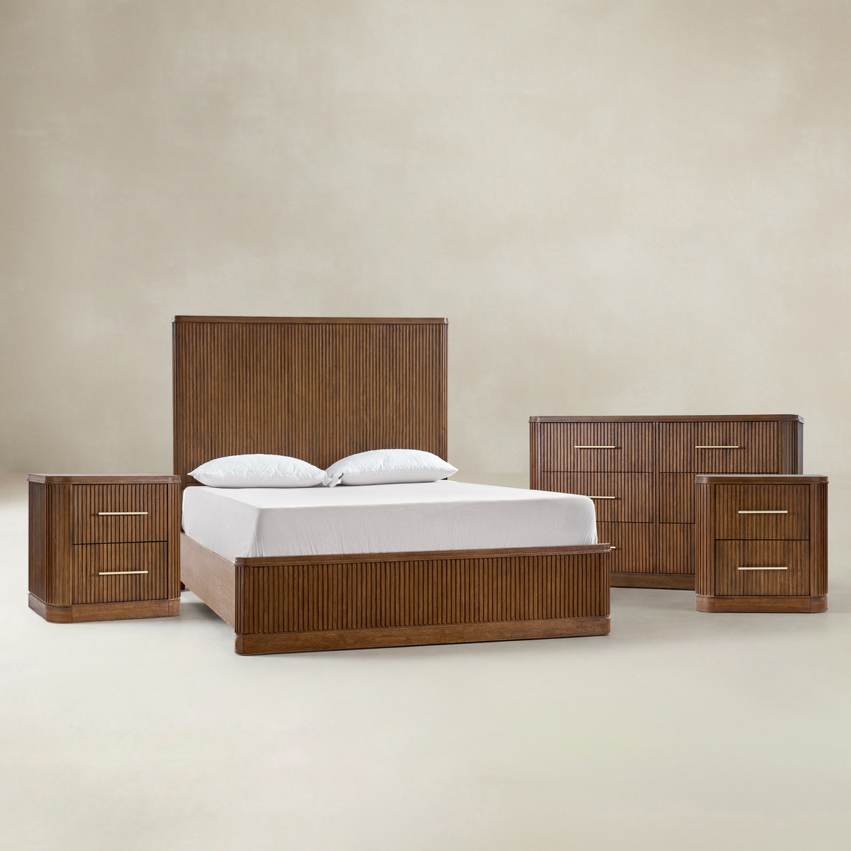 Verral Fluted Wood 4-piece Bedroom Set