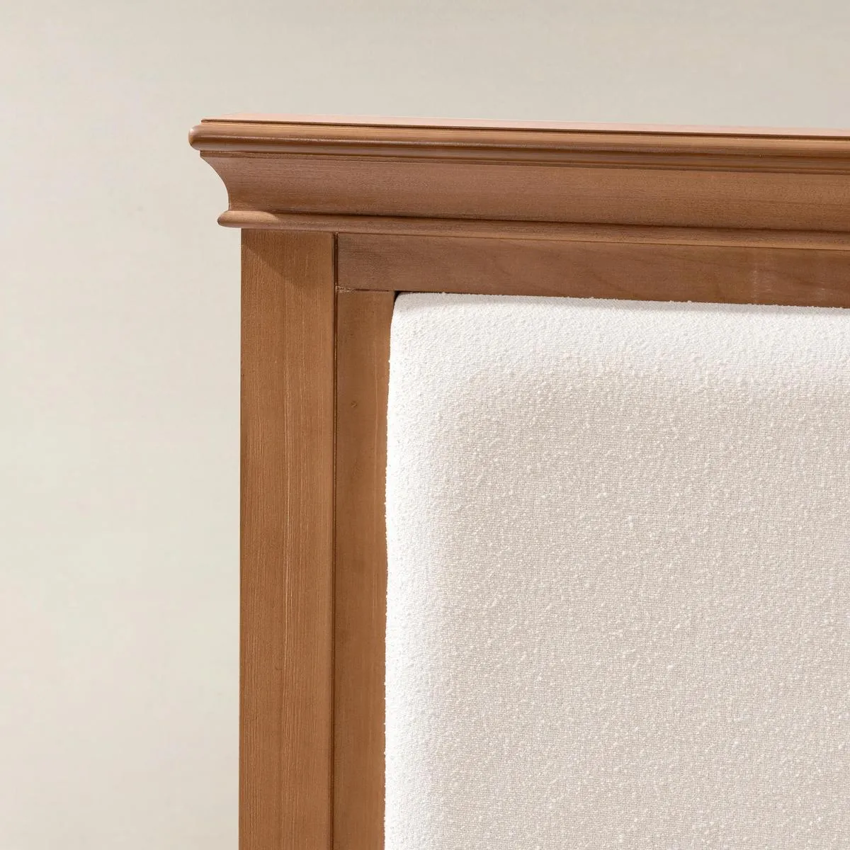 MORNAY Transitional Solid Wood 4-Piece Bedroom Set 