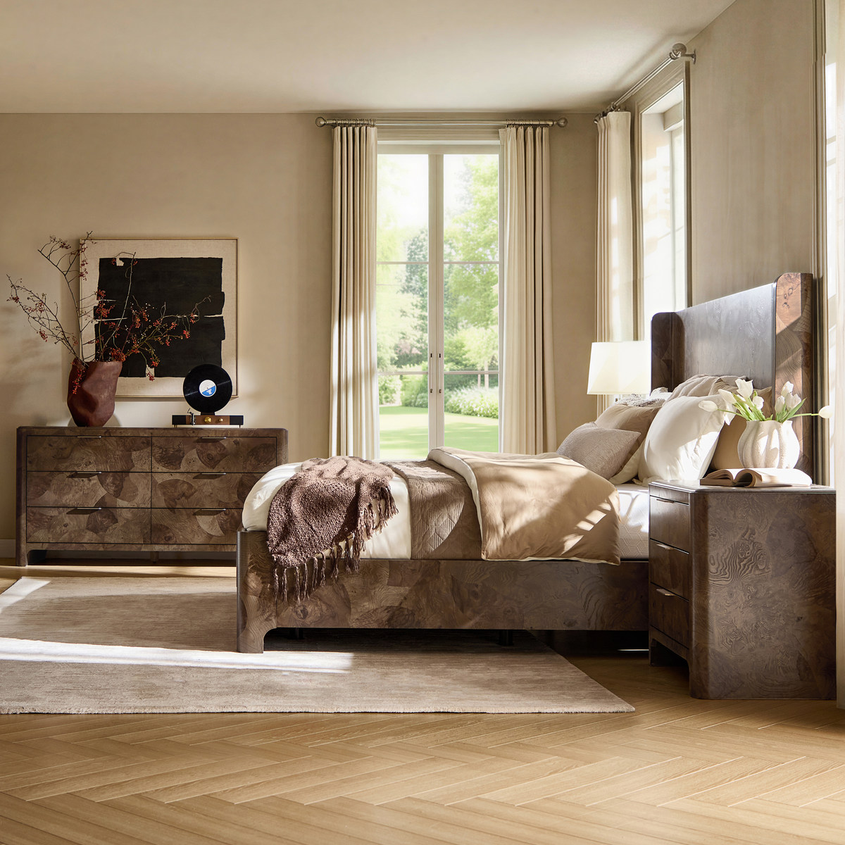 VIREL Marquetry  4-piece Bedroom Set