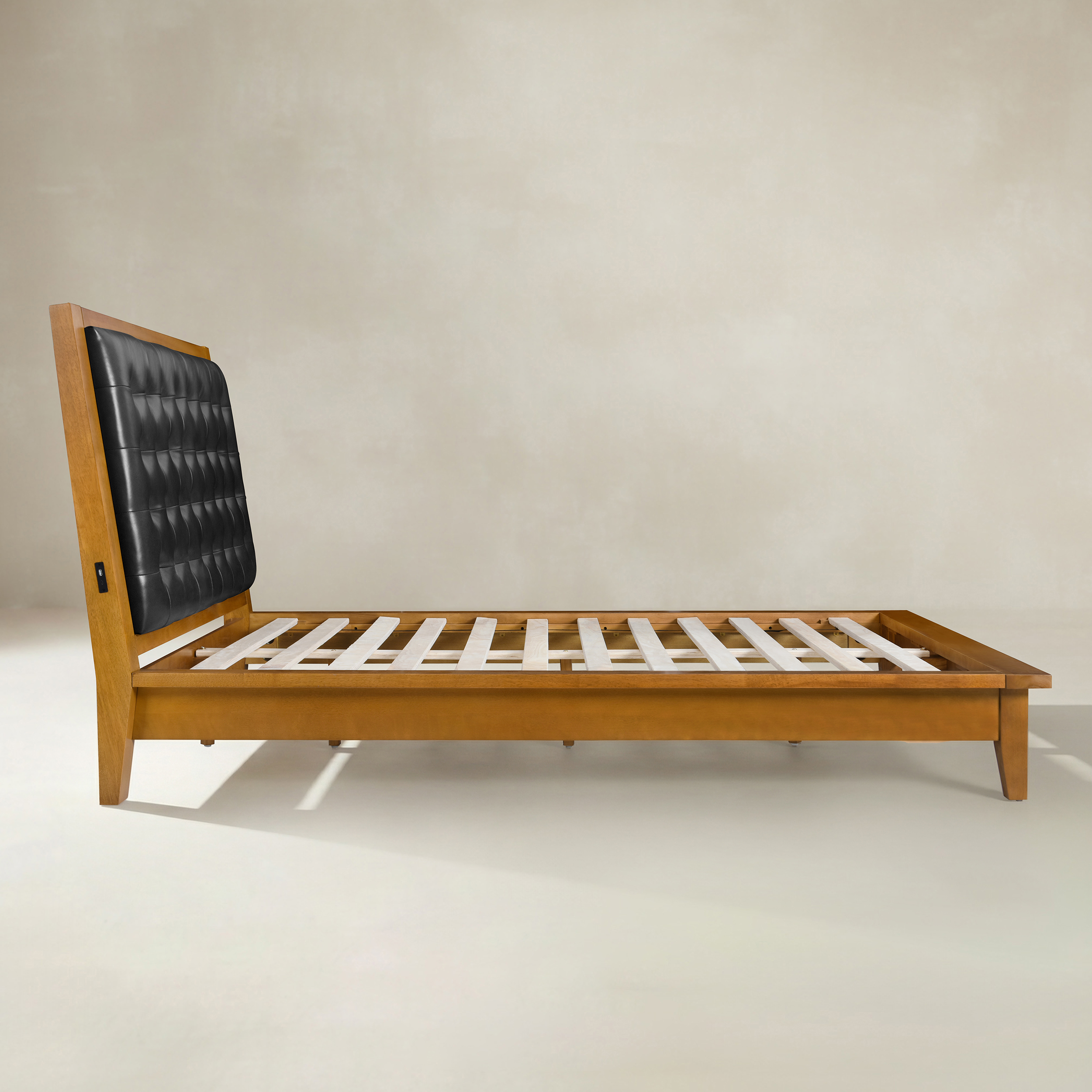 Herme Genuine Leather Solid Wood Platform Bed with Charging Ports