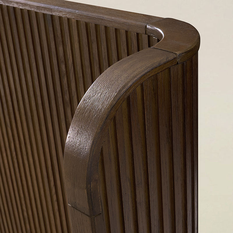 Arcua Fluted Wingback Bed