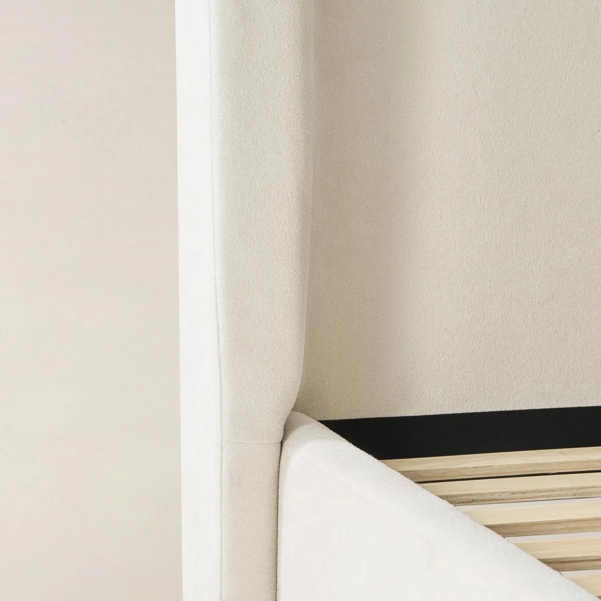 Ravona Modern Upholstered wingback Bed in Chenille