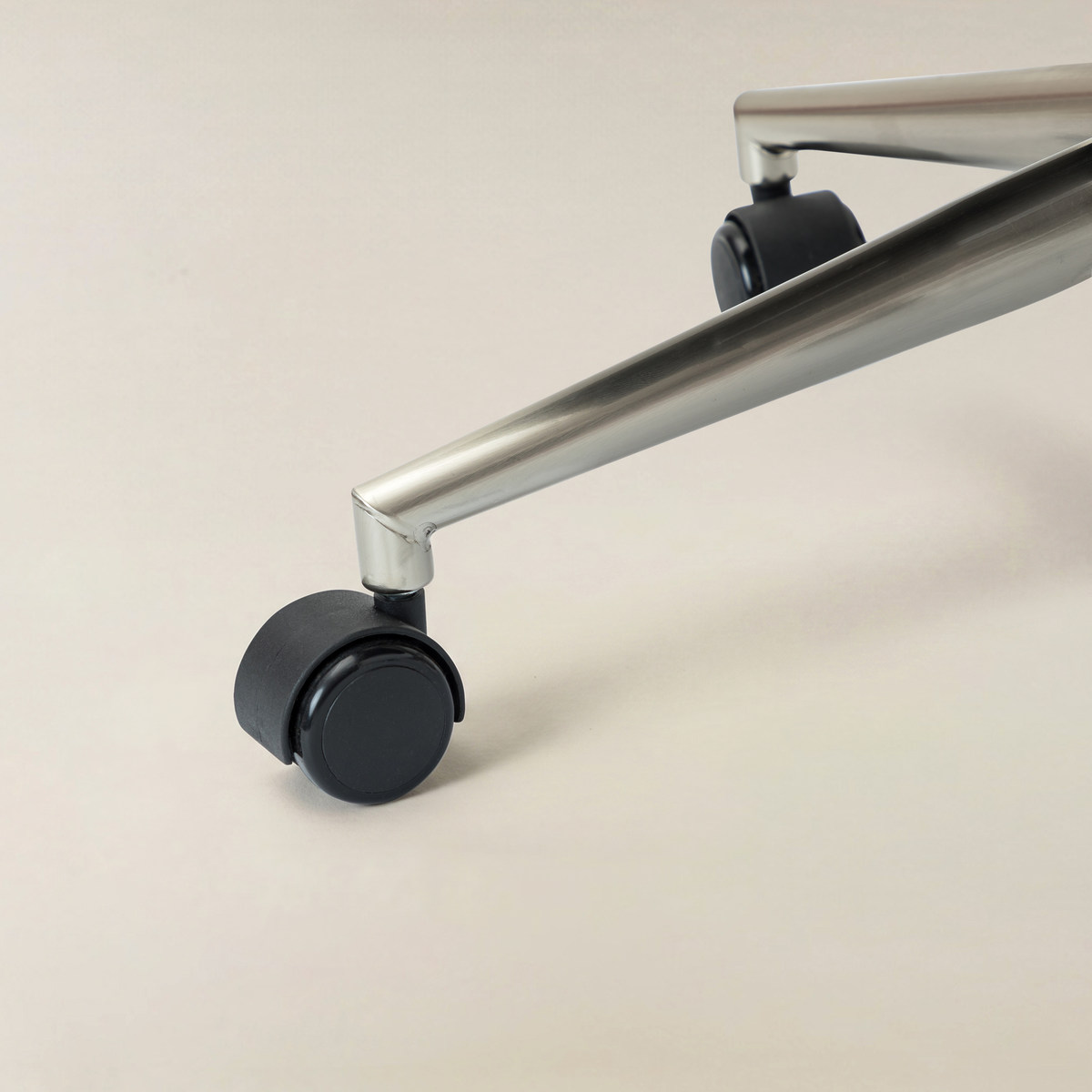 Leo Task Chair