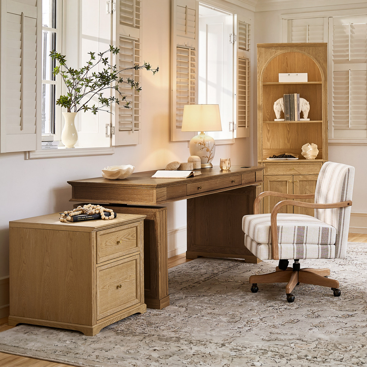 Julia Farmhouse Electric Adjustable Standing Desk-HULALA HOME
