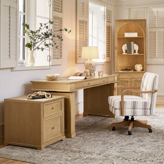 Julia Farmhouse  Electric Adjustable Standing Desk