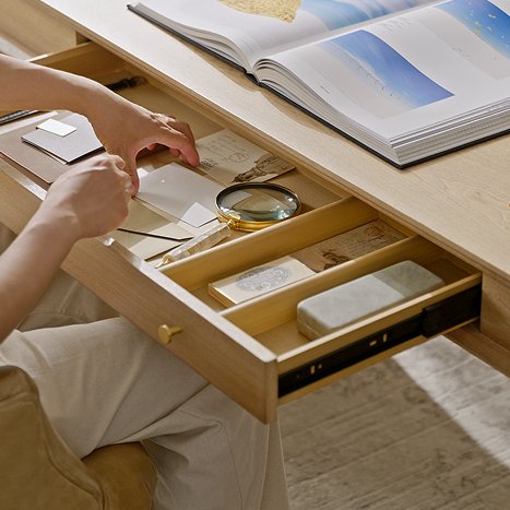 Julia Farmhouse  Electric Adjustable Standing Desk