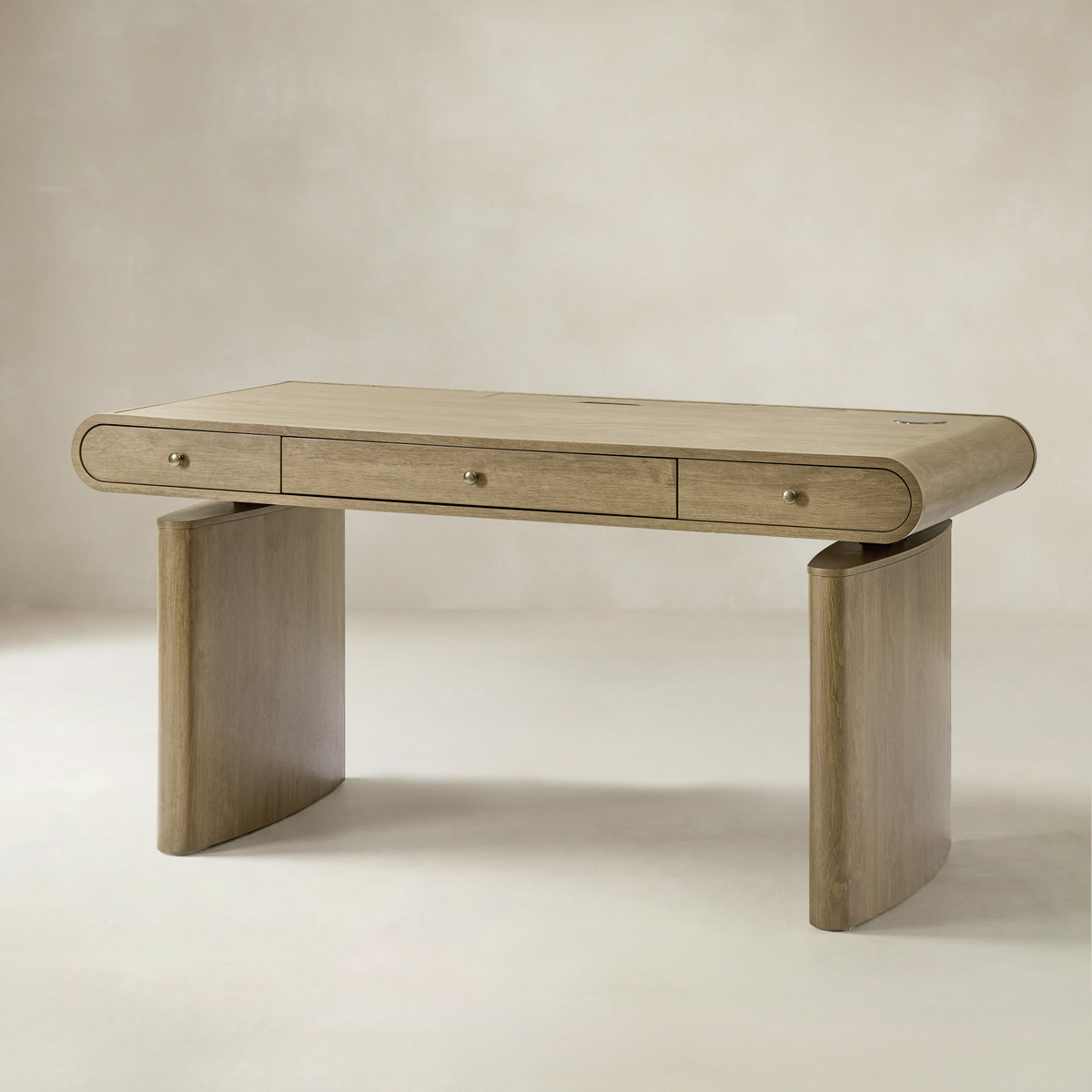 GEEKFIELD MIL KHAKI × SC SLIDE TOP TABLE Louise Mid-Century Electric Standing Desk with Wireless Charging