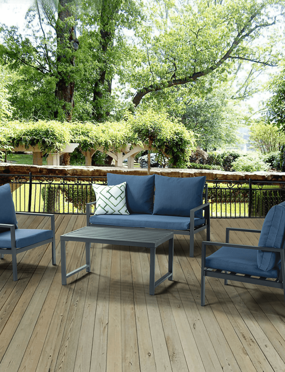 5 Outdoor Furniture Sets the Hulala Home Design Team Is Obsessing Over for Summer 2022