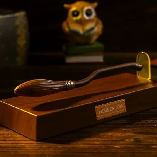 Wizard's Exclusive Flying Broom Floating Pen