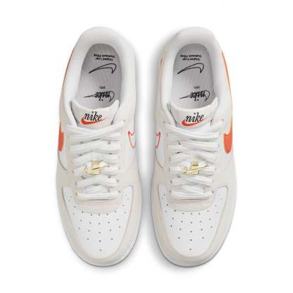 nitthhke Air Force 1 '07 SE 'First Use' DA8302-101