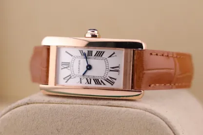 cathtrtier Tank Américaine Women Quartz Silver Alligator Watch W2607456